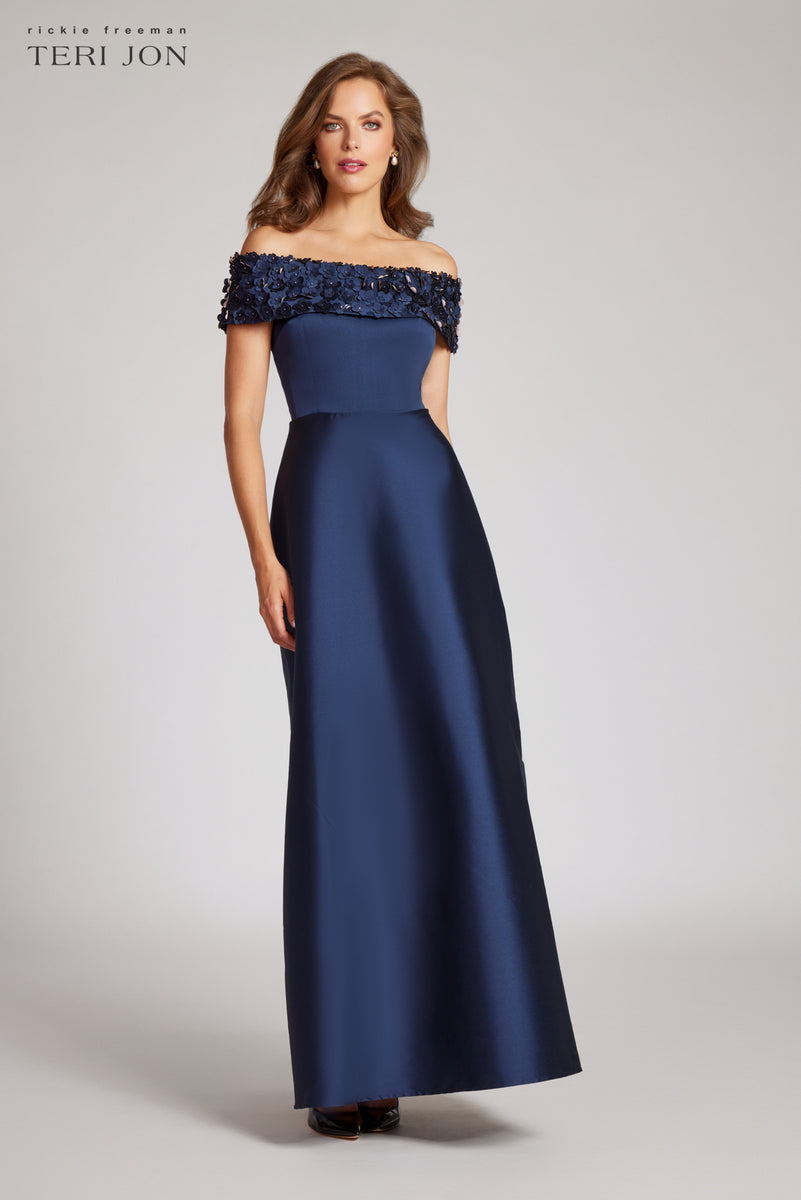 Teri jon ruched outlet portrait collar gown