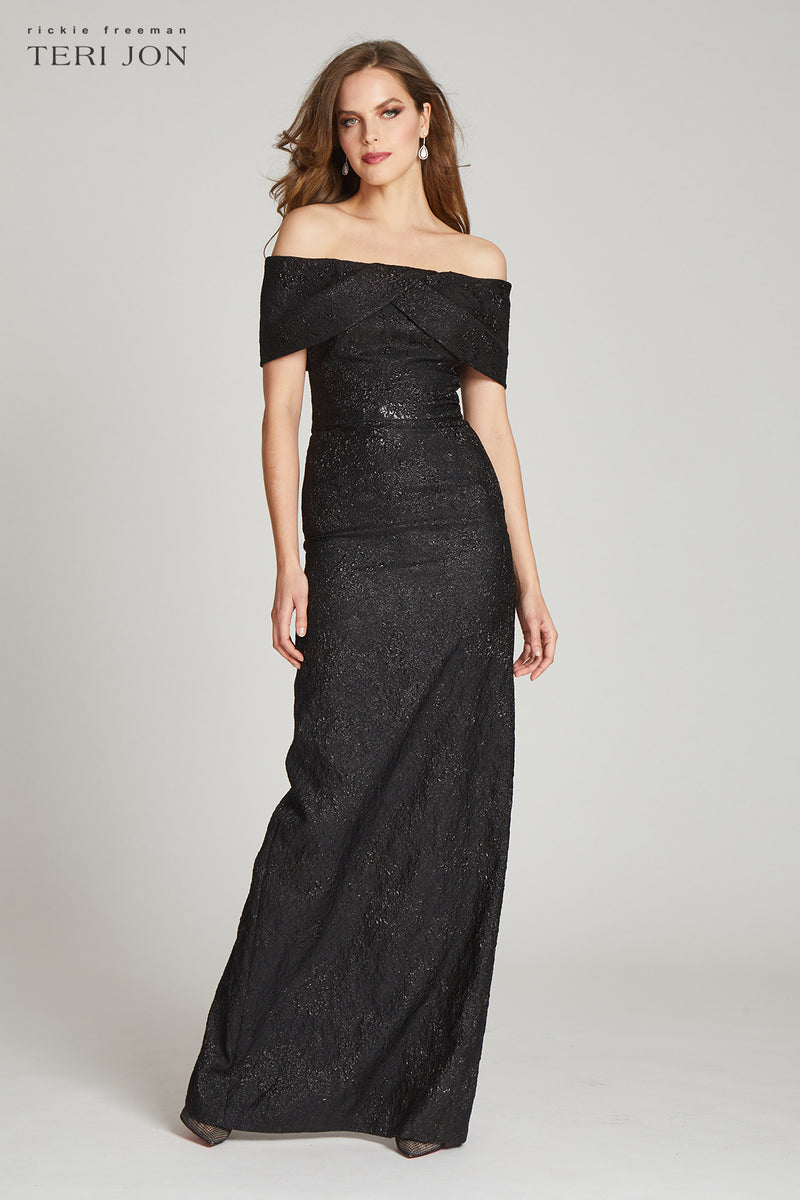 Jacquard Portrait Column Gown –